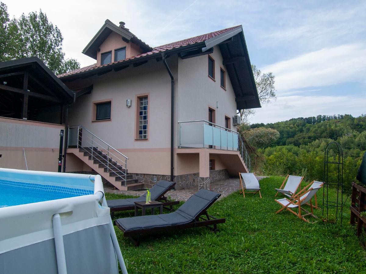 Holiday House Zarja - With Sauna And Hot Tub Bizeljsko Екстериор снимка