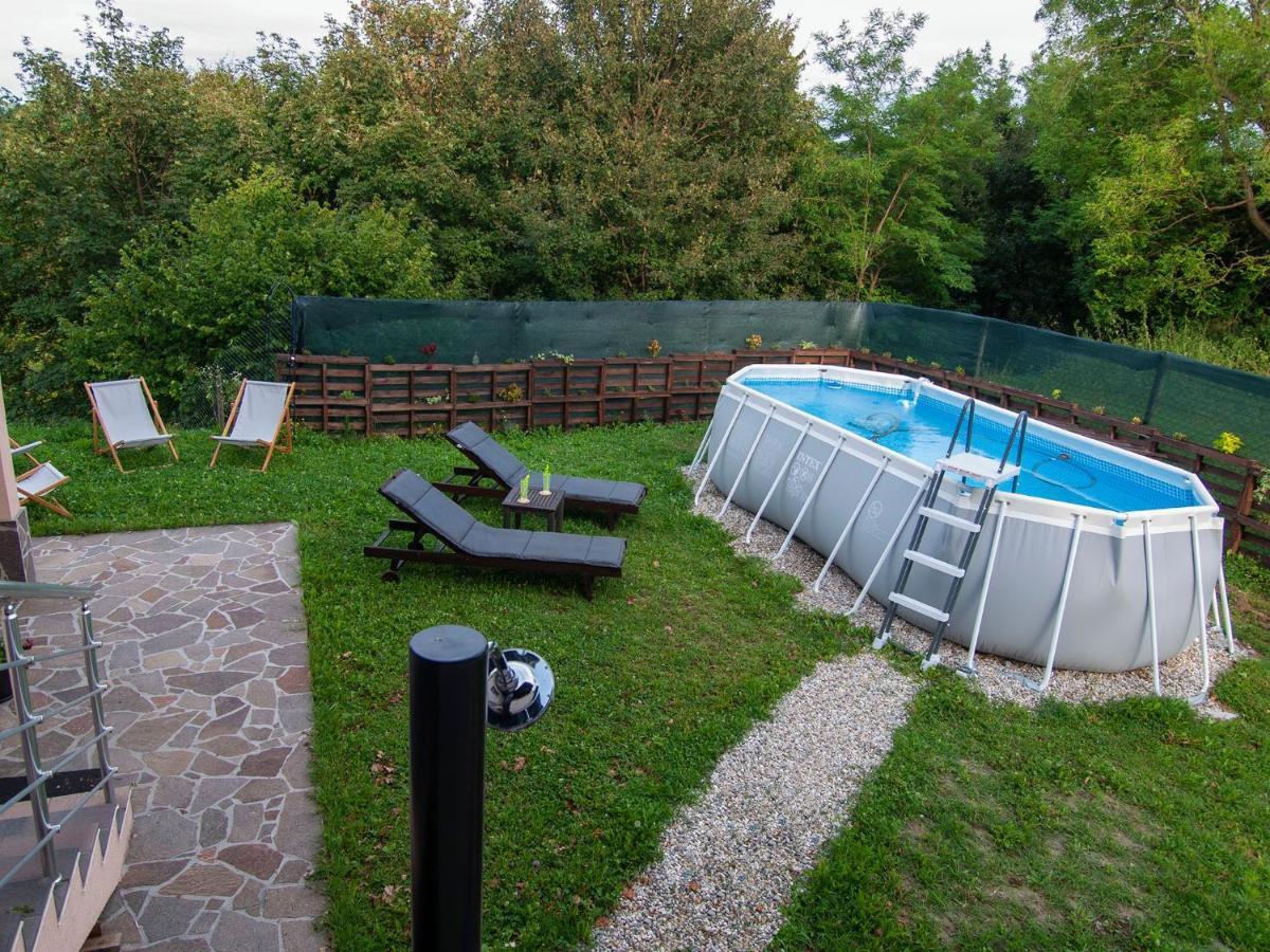 Holiday House Zarja - With Sauna And Hot Tub Bizeljsko Екстериор снимка